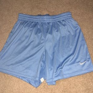 NIKE ATHLETIC SHORTS! 💙